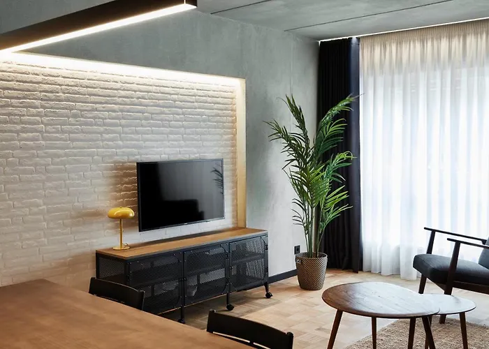 En Pleno Centro Y A 200m De La Playa